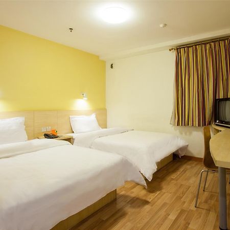 7Days Premium Guangzhou Tianhe Gangding Cantón Exterior foto
